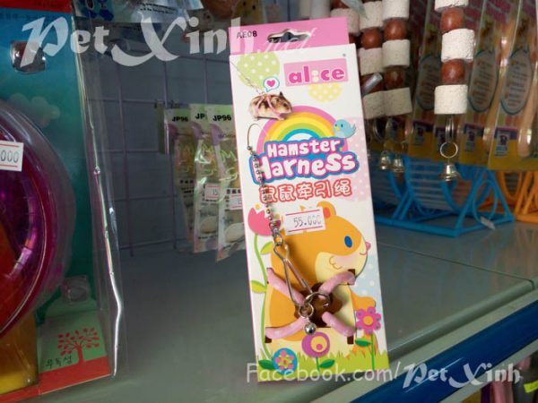 Dây dắt hamster đi chơi