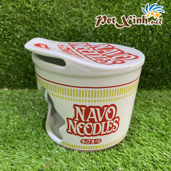 Nhà ngủ ly mì tôm